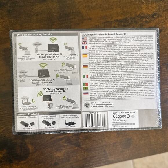 TRENDnet 300Mbps Mobile Wireless Router With Rechargeable Battery TEW-654TR - Picture 3 of 5